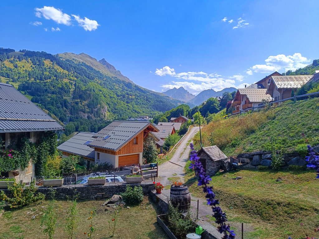 Village house to renovate 5