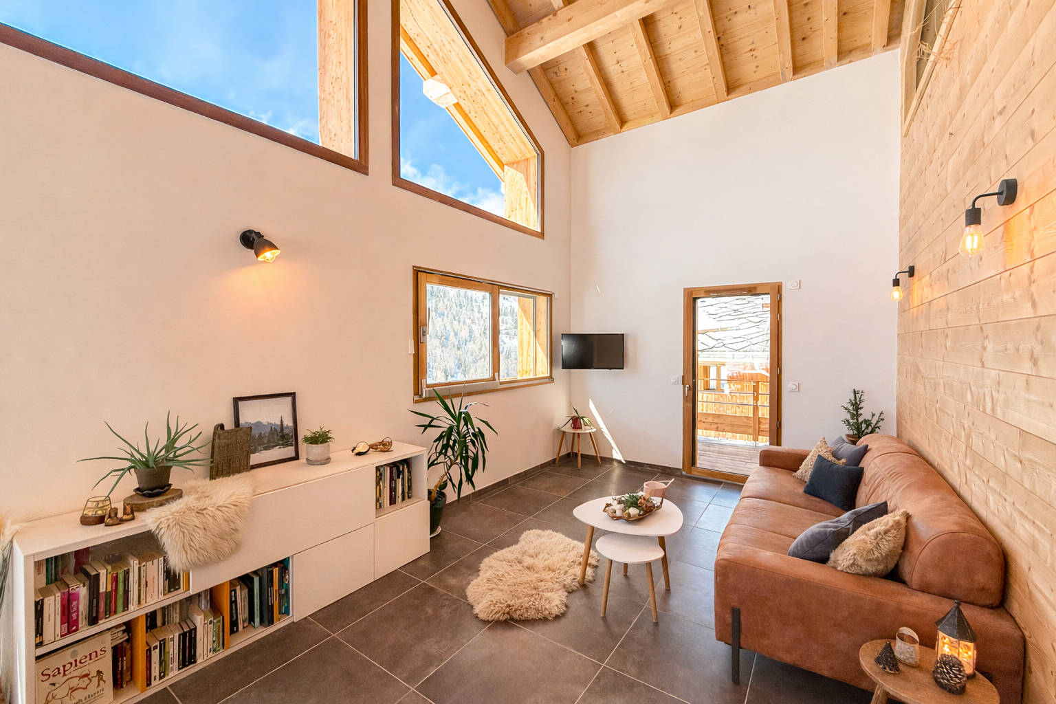 CHALET RÉCENT AVEC VUE EXCEPTIONNELLE À PROXIMITÉ DE VALMEINIER 1800
