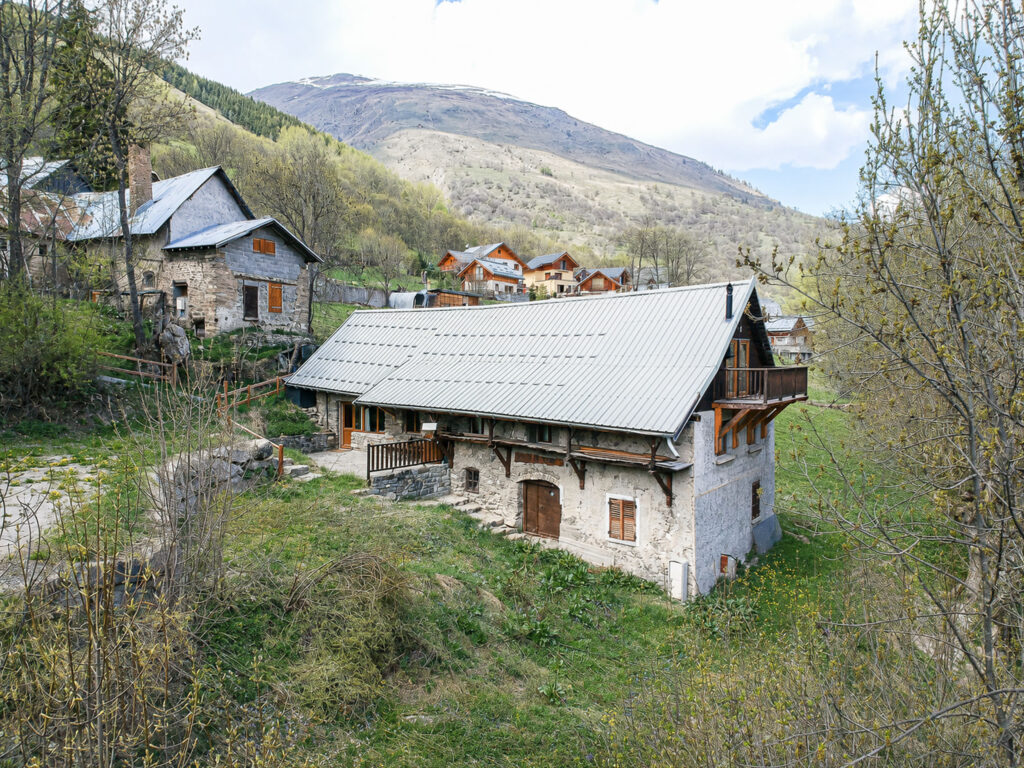 MAISON DE VILLAGE DE CARACTERE 5